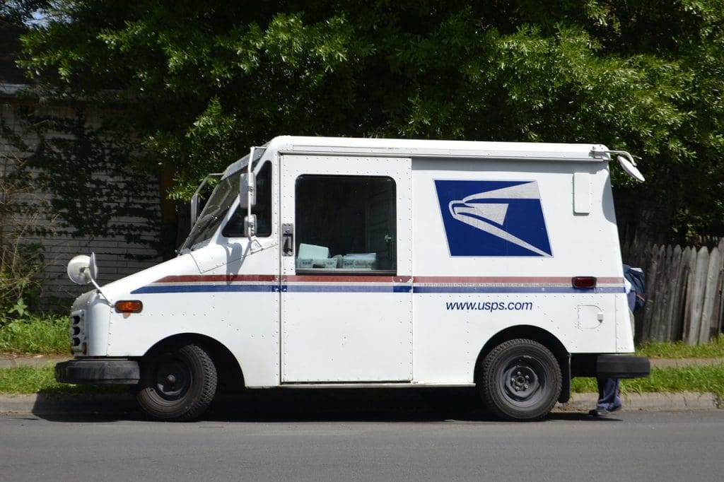 mail truck 3248139 1280